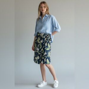 Vintage 90s 100% Silk Floral Tropical Print Women's Wrap Skirt Petite Medium